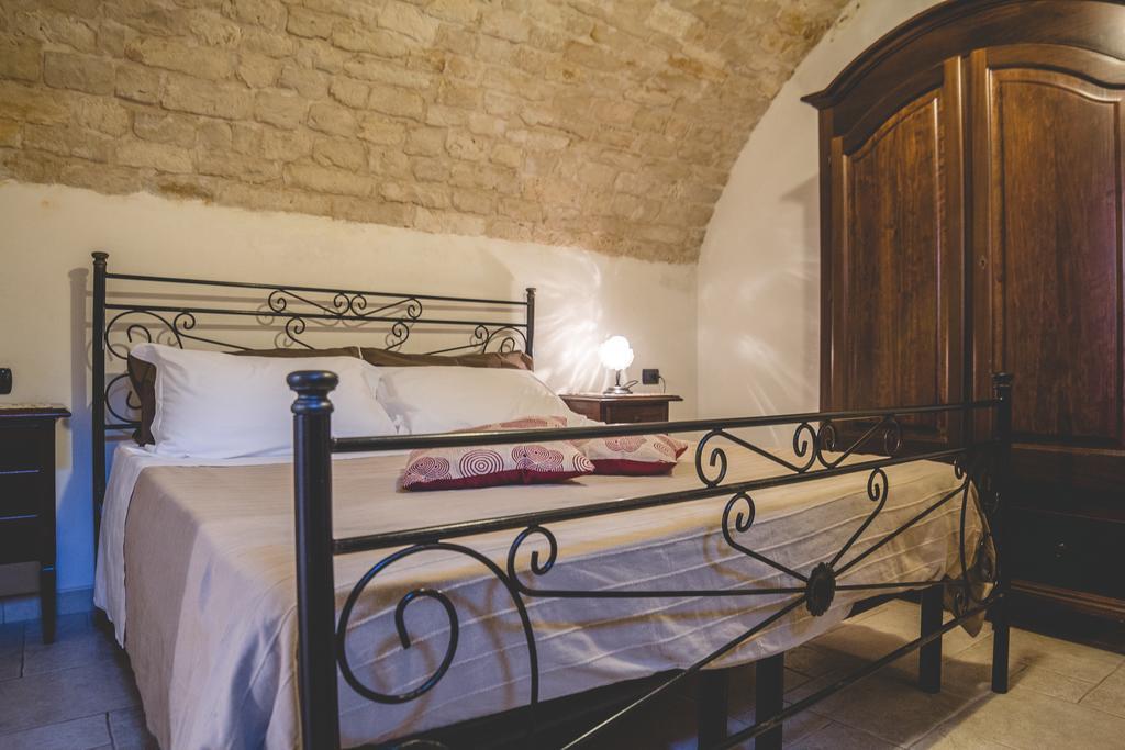 Trulli-Eu Guesthouse Αλμπερομπέλο Εξωτερικό φωτογραφία